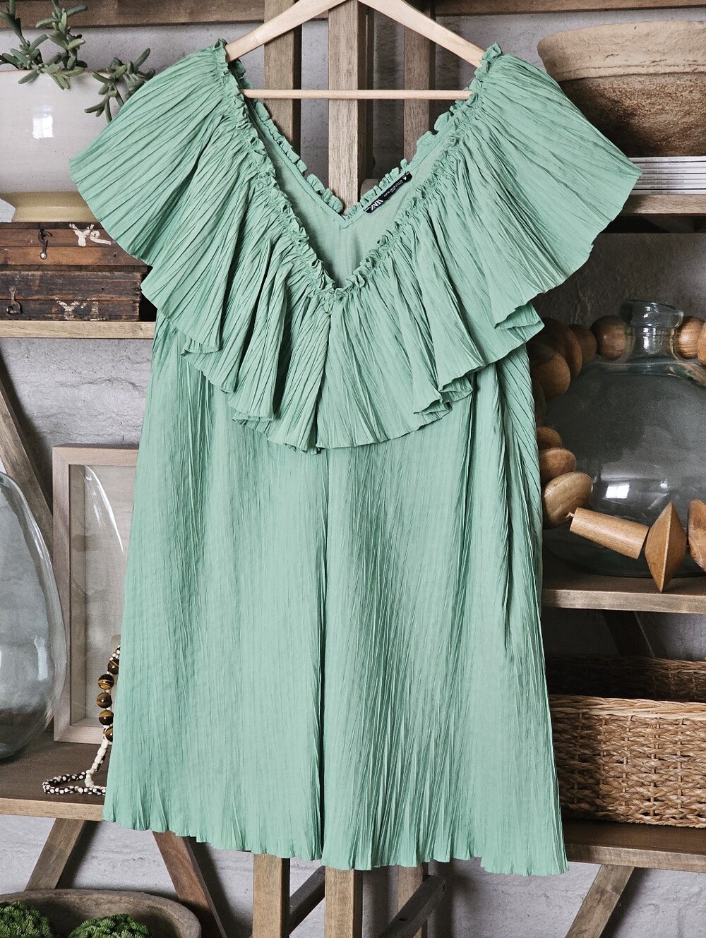 Zara Light Green Voluminous Pleated Ruffled Off-the-shoulder Dress XL